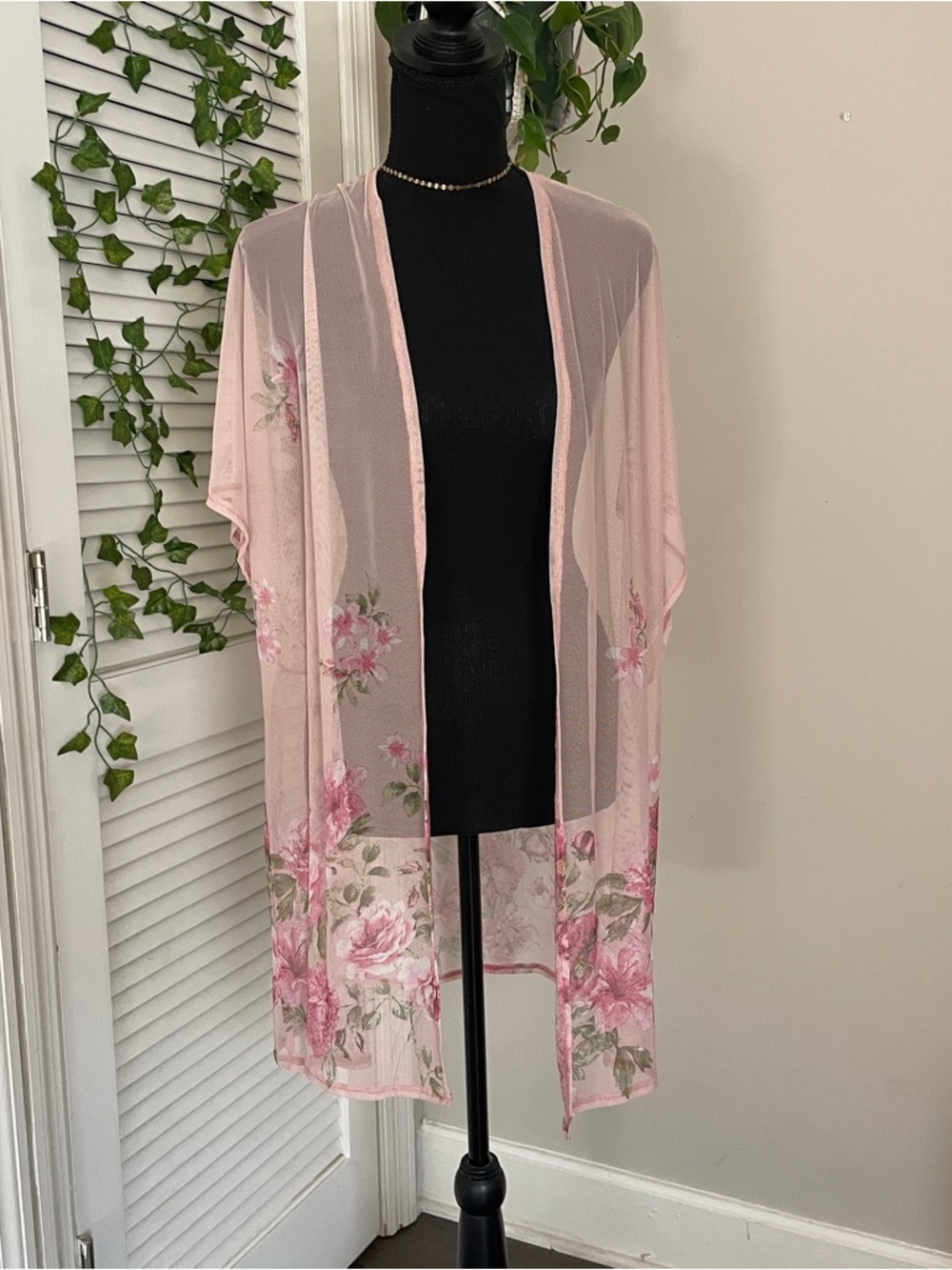 Chic Pink Floral Sheer Mesh Cover-Up